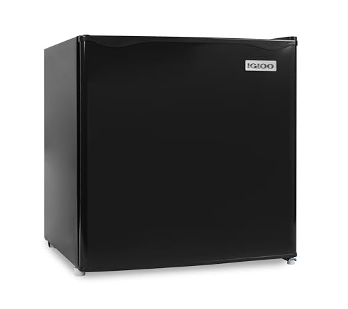 Igloo IRF32BK6A Compact Refrigerator Freezer