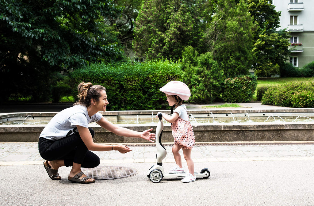Scoot Ride Highwaykick Scooter Toy