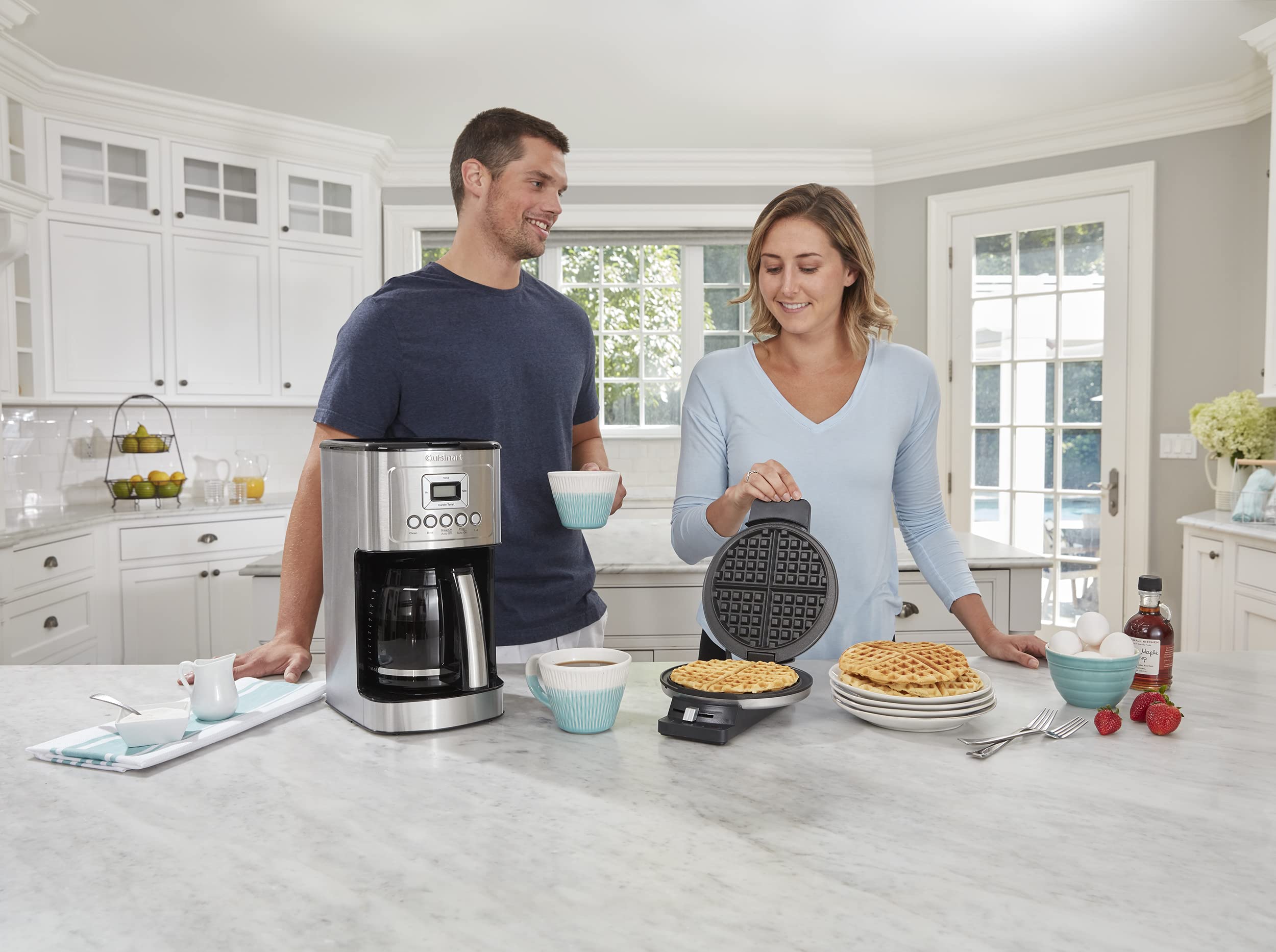 Cuisinart DCC 3200 PerfecTemp Programmable Coffeemaker