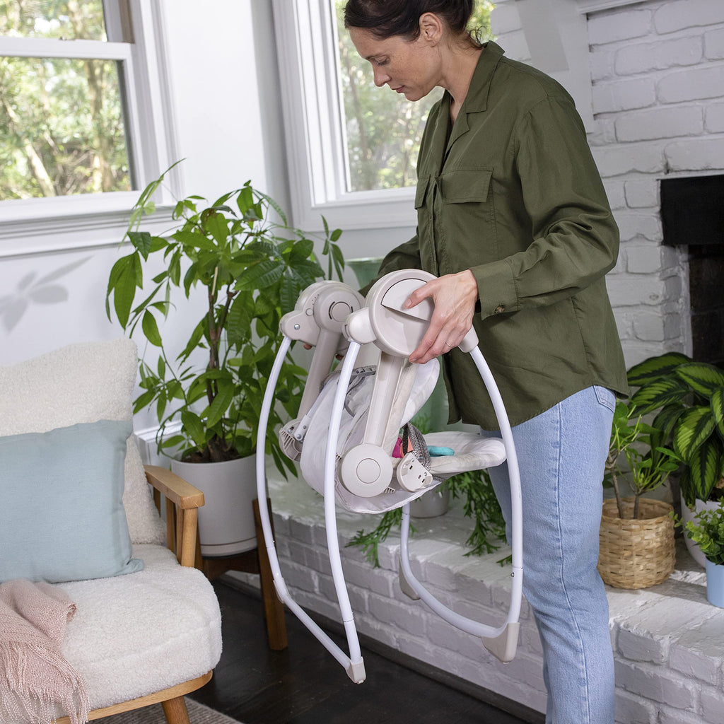 Ingenuity Cozy Kingdom Portable Swing